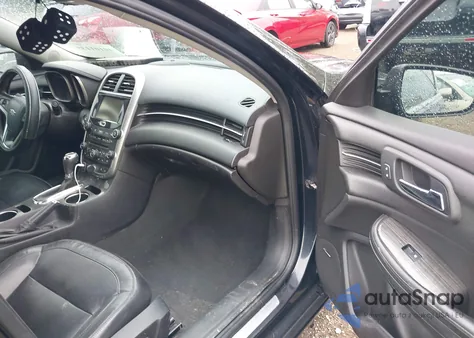 2015 Chevrolet Malibu 2Lz z USA, uszkodzony, nr VIN 1G11G5SX8FF306515